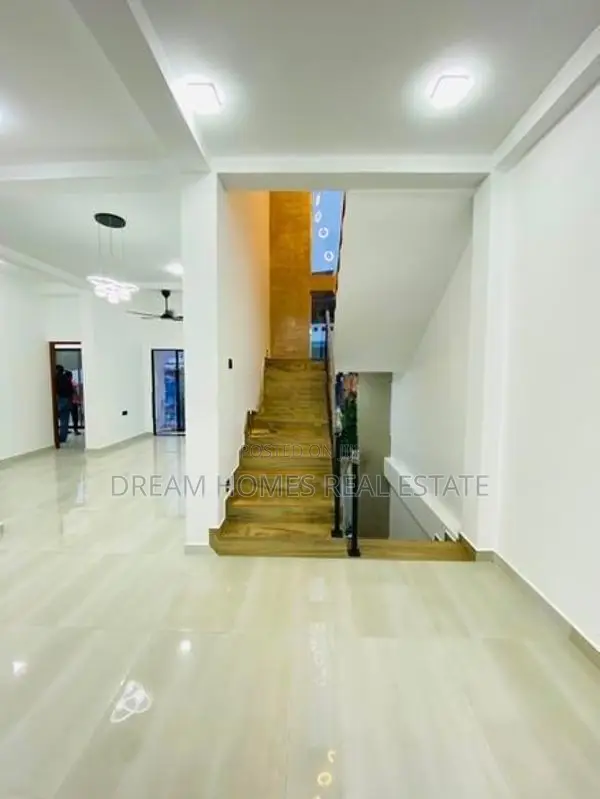 Brand New Two Storied Luxury House for Sale Malabe