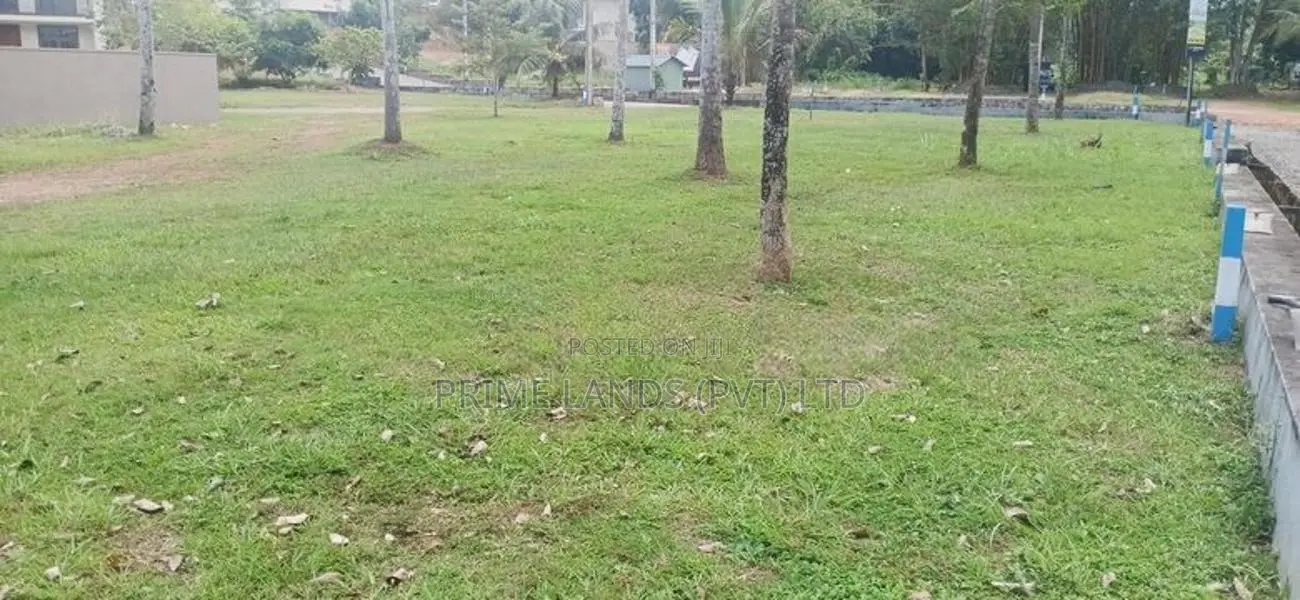 Gampaha Land for Sale