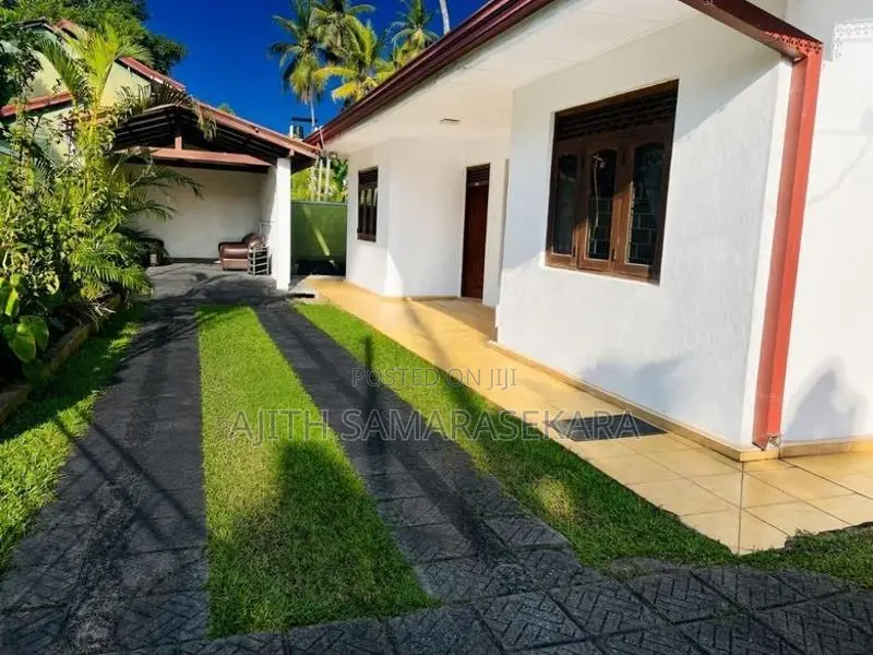 53p House Facing Paddyfield at Kottawa