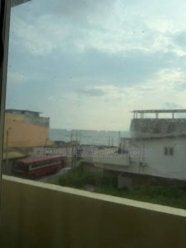 Spacious Sea View Apartment for Sale in Bambalapitya