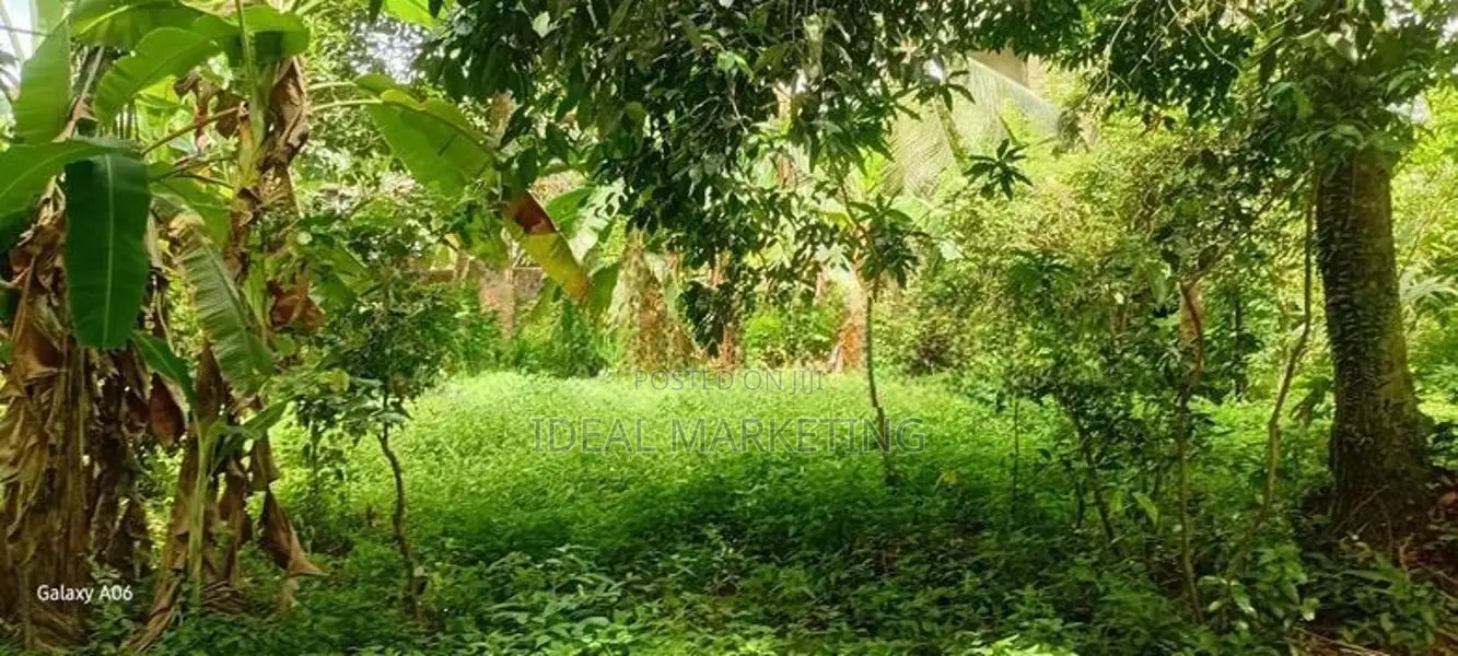 Kesbewa - Bare Land for sale