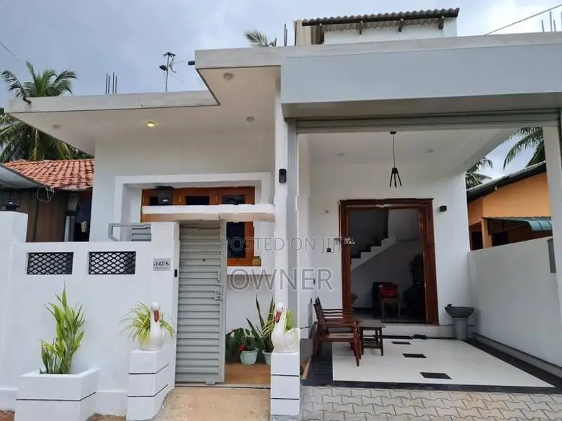 Newly Built Ground Floor House For Rent in Negombo