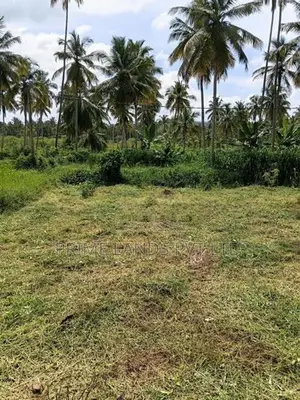 මිගමුව පාරෙන් ඉඩමක් විකිණීමට මැටියගනේ