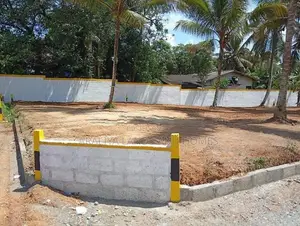 Land for Sale in Kahathuduwa - Polgasowita