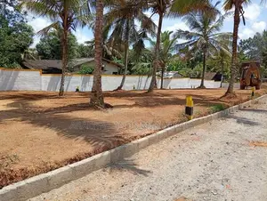 Land for Sale in Kahathuduwa - Polgasowita