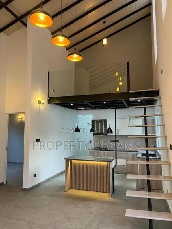 Attractive House in A Highly Desirable Area Athurugiriya