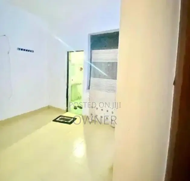 Room For Rent In Delkanda Nugegoda