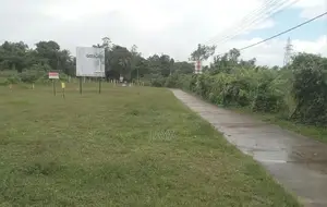 හොරණ නගරය සමීපයෙන් වටිනා බිම්කොටස්