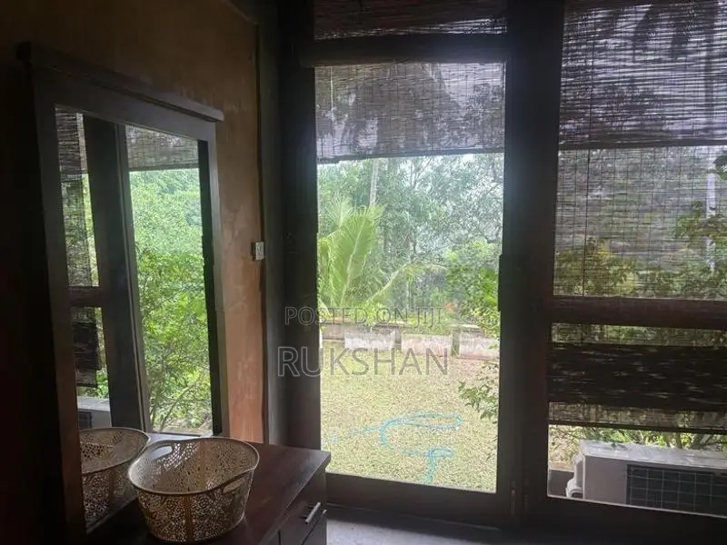 Furnished House in Mixed Crop Land - Mandawela