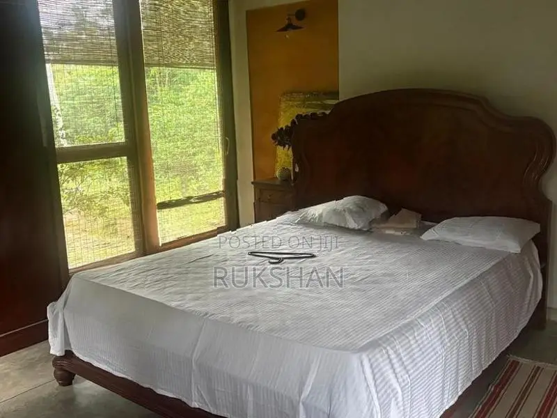 Furnished House in Mixed Crop Land - Mandawela
