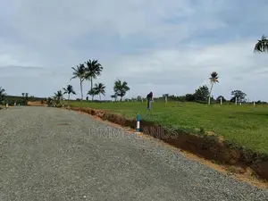 නේවාසික බිම් කොටස් මතුගම