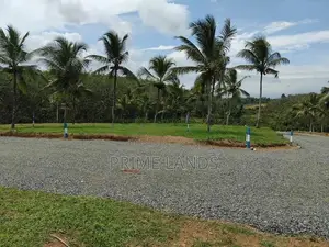 නේවාසික බිම් කොටස් මතුගම