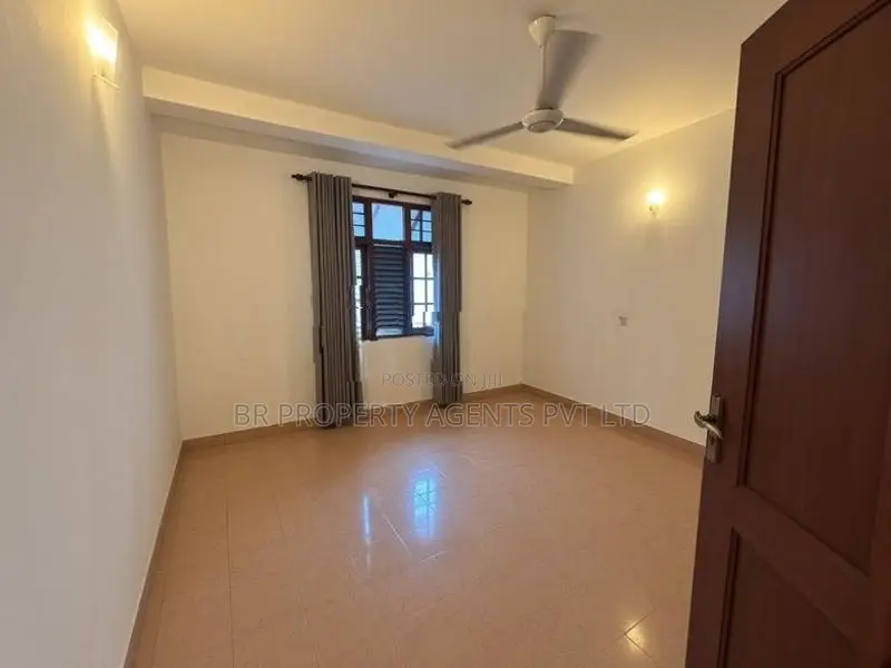 Two Story House for Rent in Moratuwa