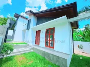 Modern 3-Bedroom House for Sale – Wataraka, Homagama