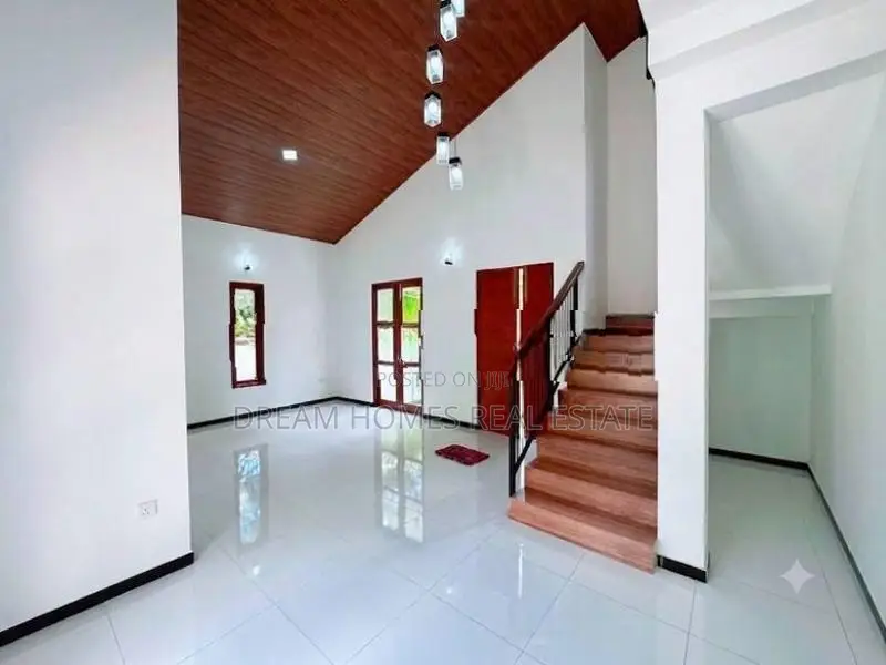 Modern 3-Bedroom House for Sale – Wataraka, Homagama