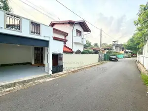 4-Bedroom House for Rent – Thalawathugoda