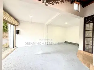4-Bedroom House for Rent – Thalawathugoda