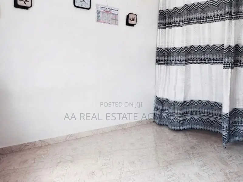 Two Storey House for Sale in Wellampitiya