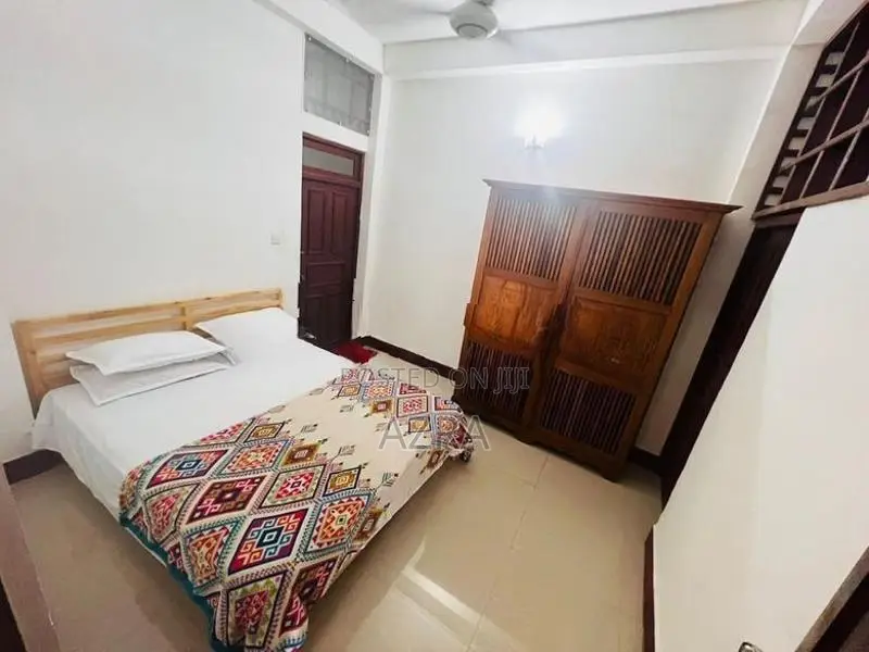 Fully Furnished 3 Bedroom Bungalow for Short Term Rent - Dehiwala