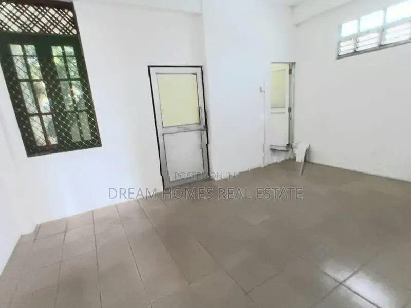 Large Commercial Space for Rent in Nugegoda