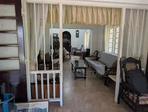 Dehiwela Colonial Type Single Story House with Green Garden for Sale
