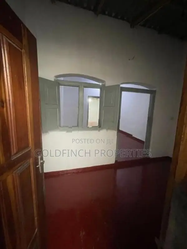 House For Sale At Colombo 13. Majid Lane