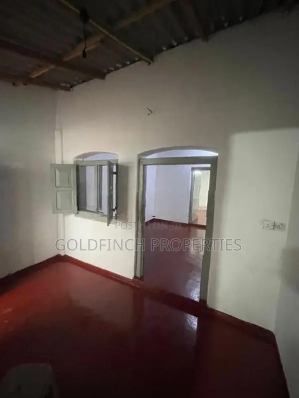 House For Sale At Colombo 13. Majid Lane