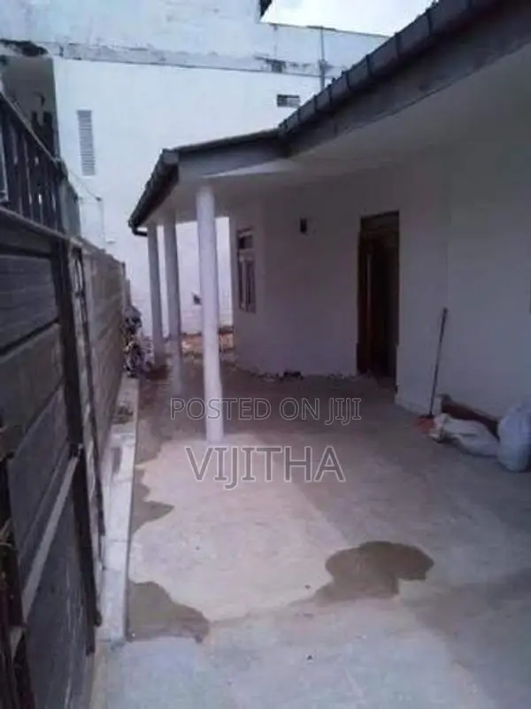 Saparate House for Rent Epitamulla