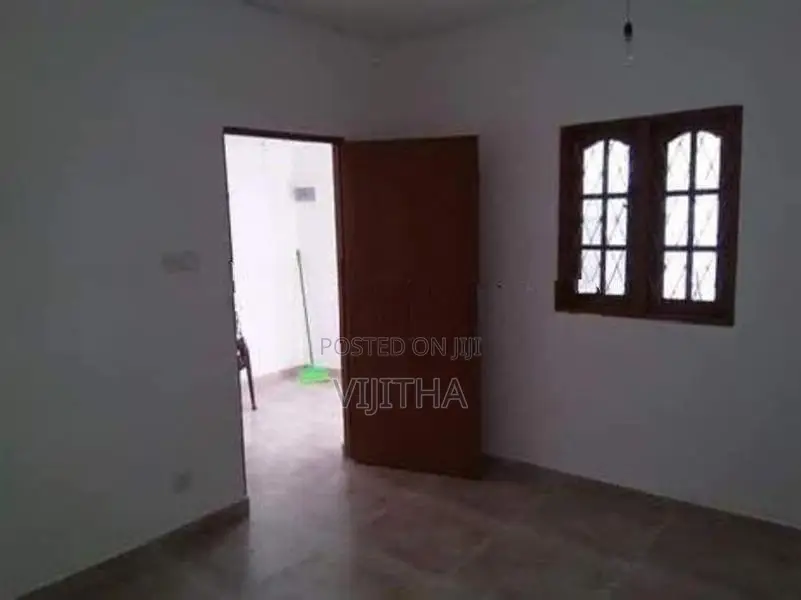 Saparate House for Rent Epitamulla
