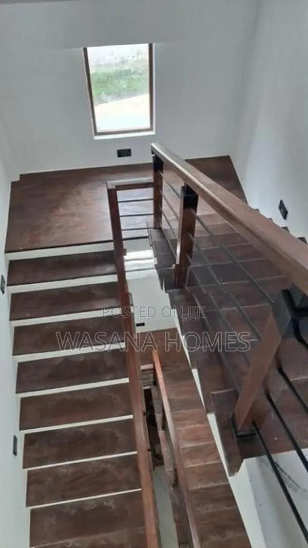Storey House for sale Nugegoda