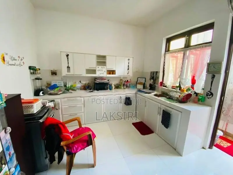 1st Floor Luxury House Rent Nugegoda Stanley Thelkarathna Mawatha