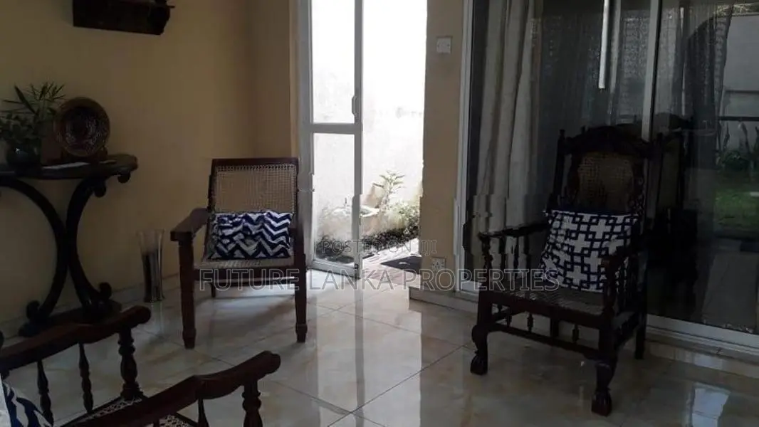House for Sale in Wellawatta Colombo-06