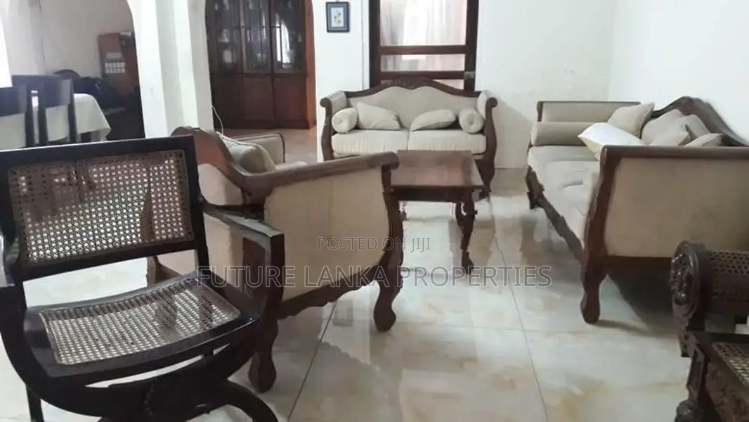 House for Sale in Wellawatta Colombo-06
