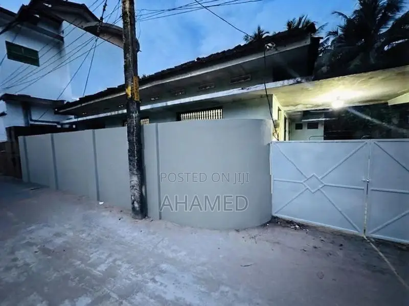 Property With House For Sale – Sainthamaruthu