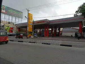 Commercial Property for Sale - Dehiwela, Facing Galle Road (EM1113)