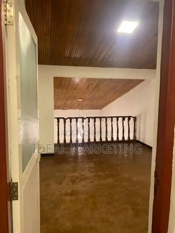 Nugegoda - House for rent