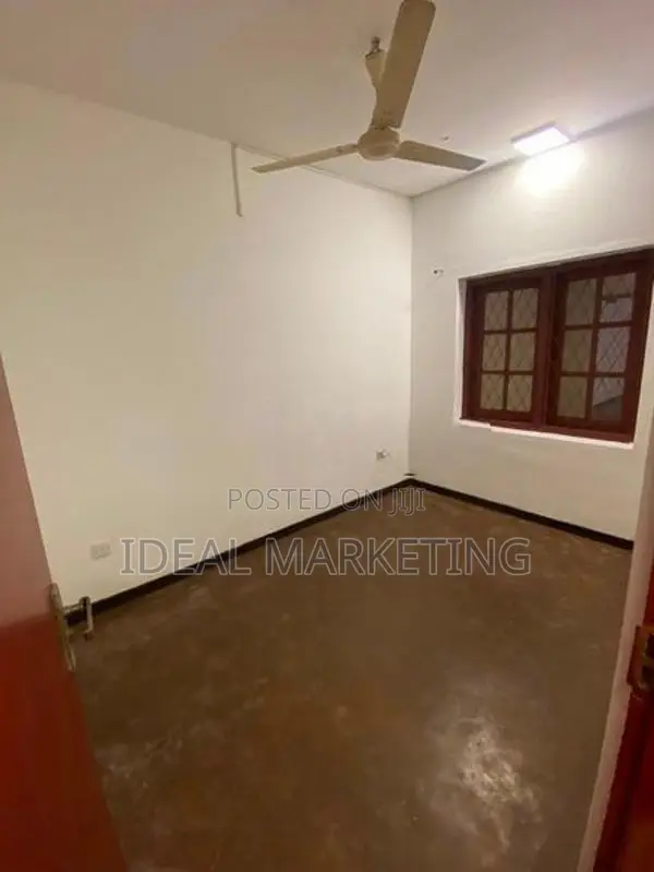 Nugegoda - House for rent