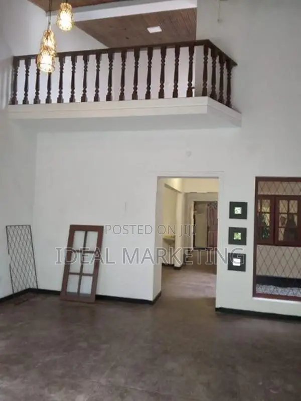 Nugegoda - House for rent