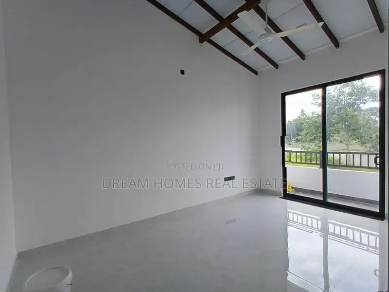 Modern Brand New House for Sale – Kottawa