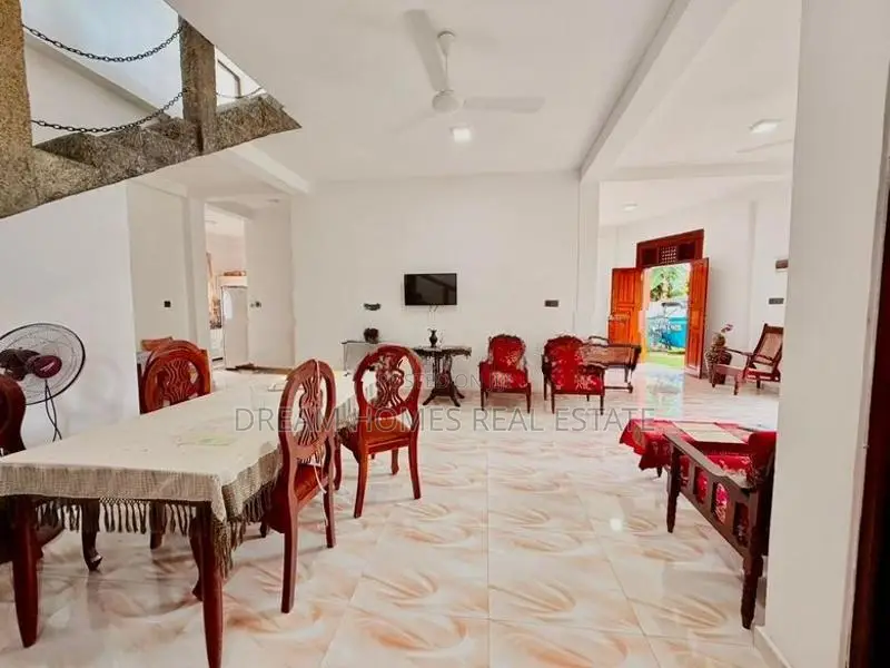 5BR House with 15.6 Perch land – Kahathuduwa
