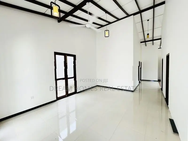 Brand New House for Sale Near Piliyandala