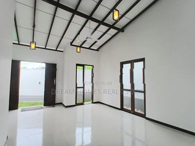 Brand New House for Sale Near Piliyandala