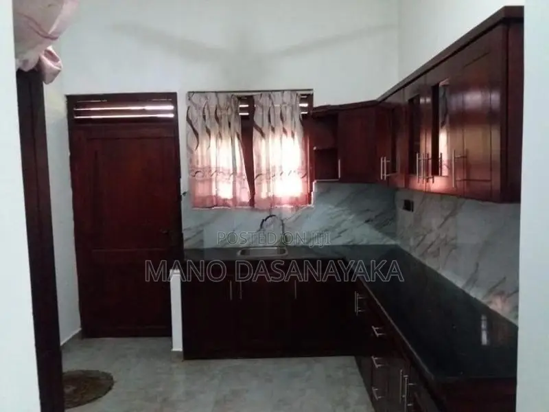Malabe Spacious 3-Bedroom House For Rent