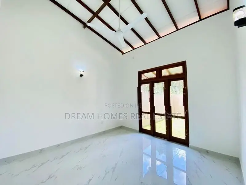 New Single Storey House for Sale in Athurugiriya