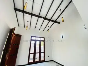 Brand New House In Athurugiriya