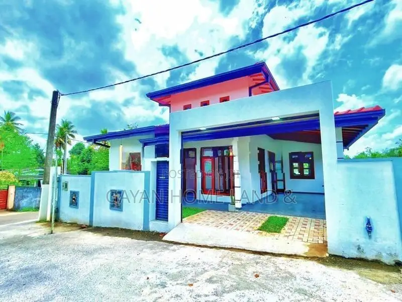 Brand New Single Storey House in a VIP Residence Complex Pokunuwita