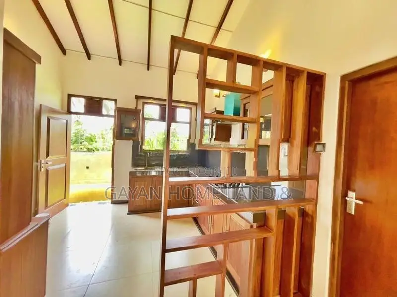 Brand New Single Storey House in a VIP Residence Complex Pokunuwita
