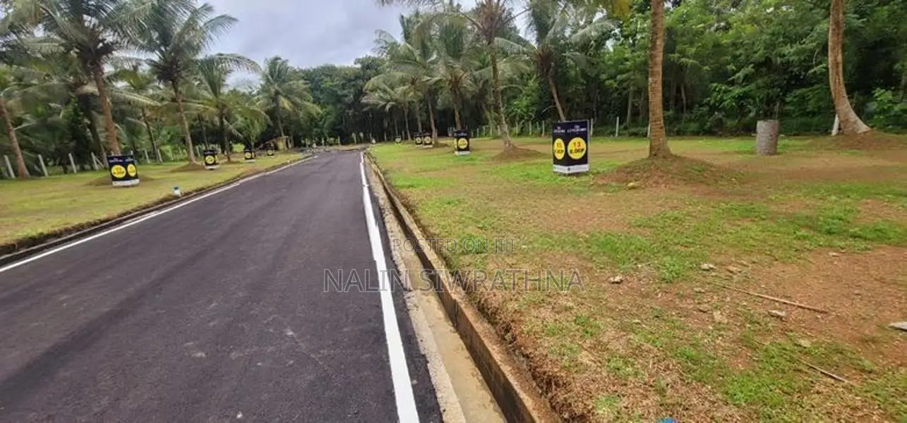 Bandaragama Residential Land 6/7/8 Perches,near Expressway