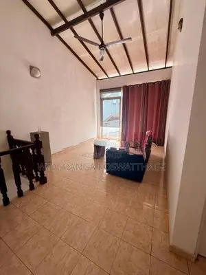 Two Story House for Sale in Battaramulla Koswatta