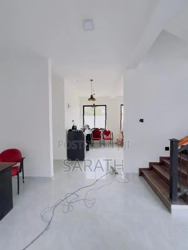 4 Bed With Brand New House Sale Kottawa
